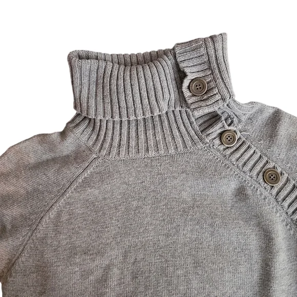 Karen Scott Women's Gray Long Sleeve Collared Knit Sweater Size Medium - Picture 4 of 6